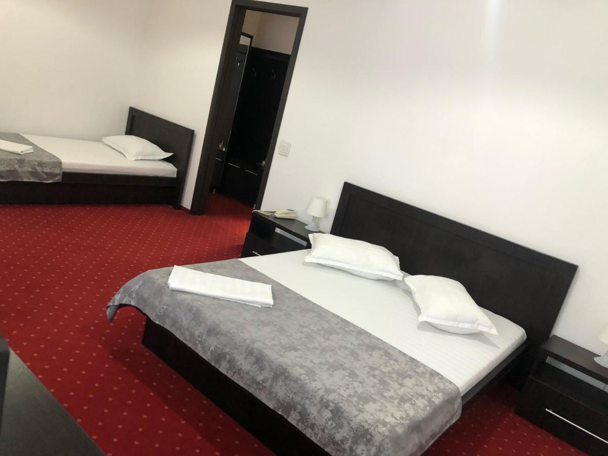 Hotel Corona Drobeta Turnu Severin Zewnętrze zdjęcie