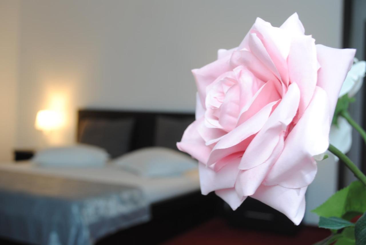 Hotel Corona Drobeta Turnu Severin Zewnętrze zdjęcie