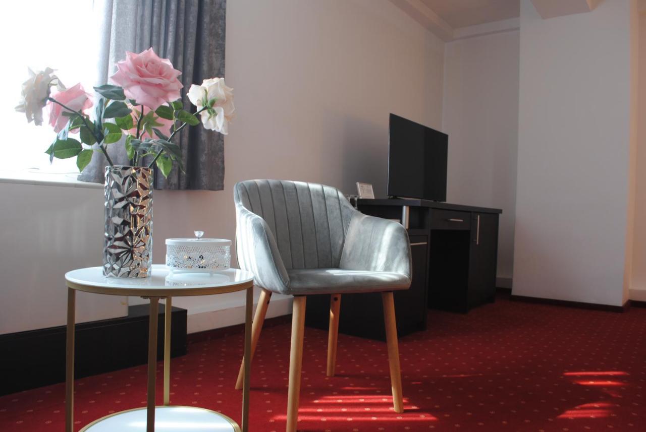Hotel Corona Drobeta Turnu Severin Zewnętrze zdjęcie