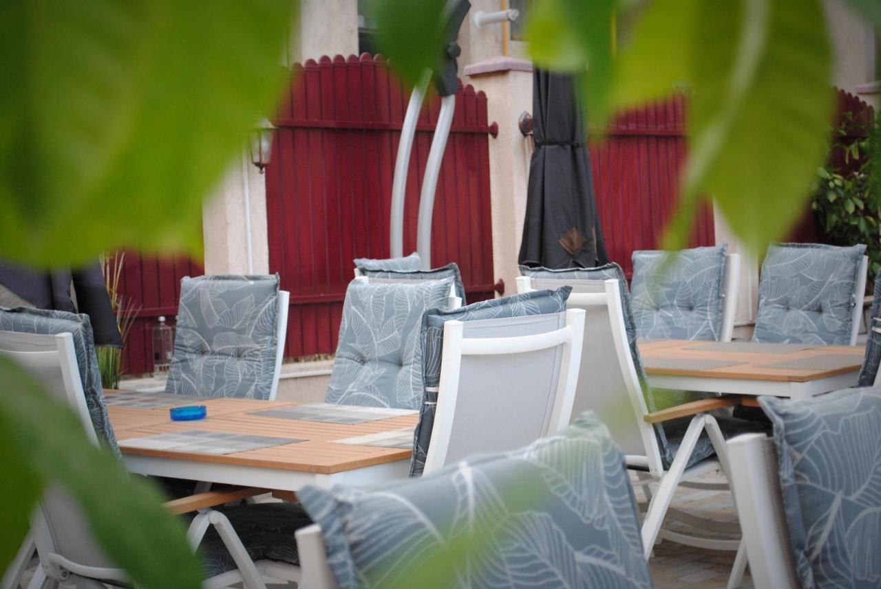 Hotel Corona Drobeta Turnu Severin Zewnętrze zdjęcie