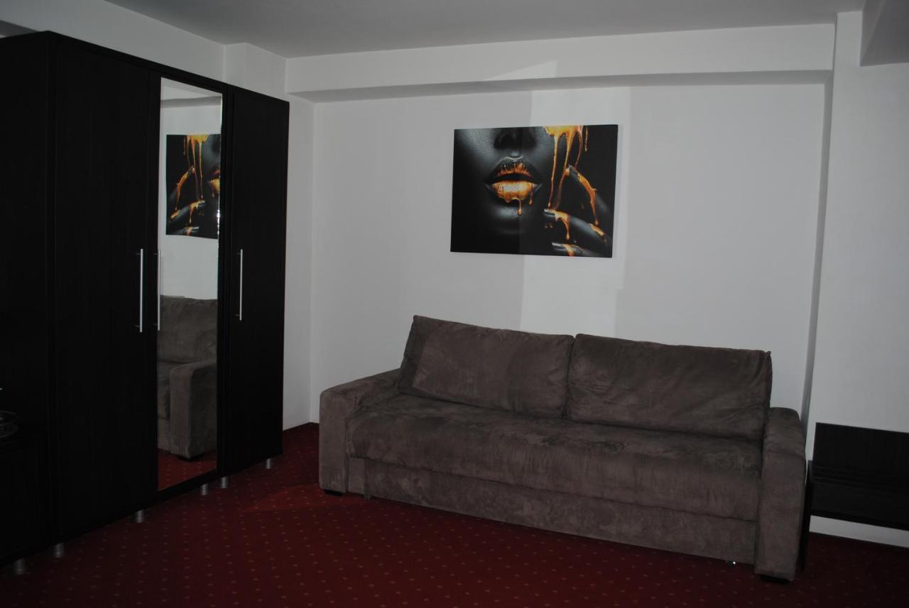 Hotel Corona Drobeta Turnu Severin Zewnętrze zdjęcie