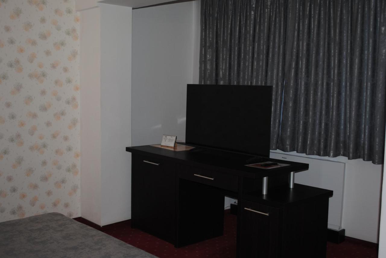 Hotel Corona Drobeta Turnu Severin Zewnętrze zdjęcie