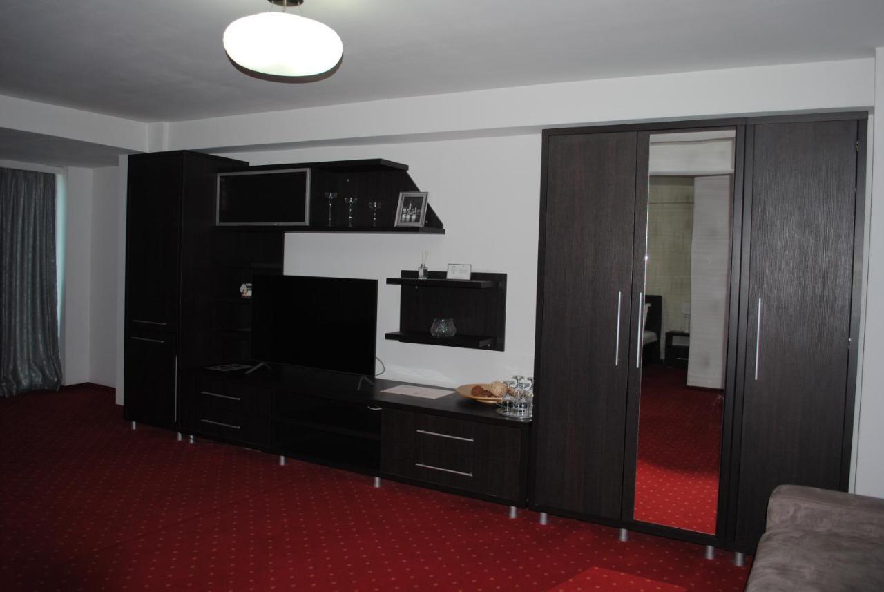 Hotel Corona Drobeta Turnu Severin Zewnętrze zdjęcie