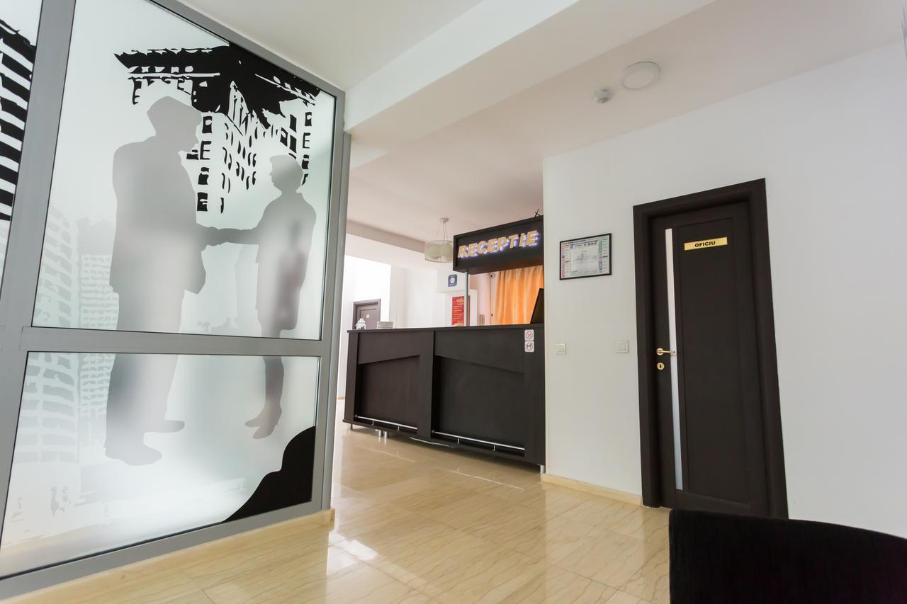 Hotel Corona Drobeta Turnu Severin Zewnętrze zdjęcie