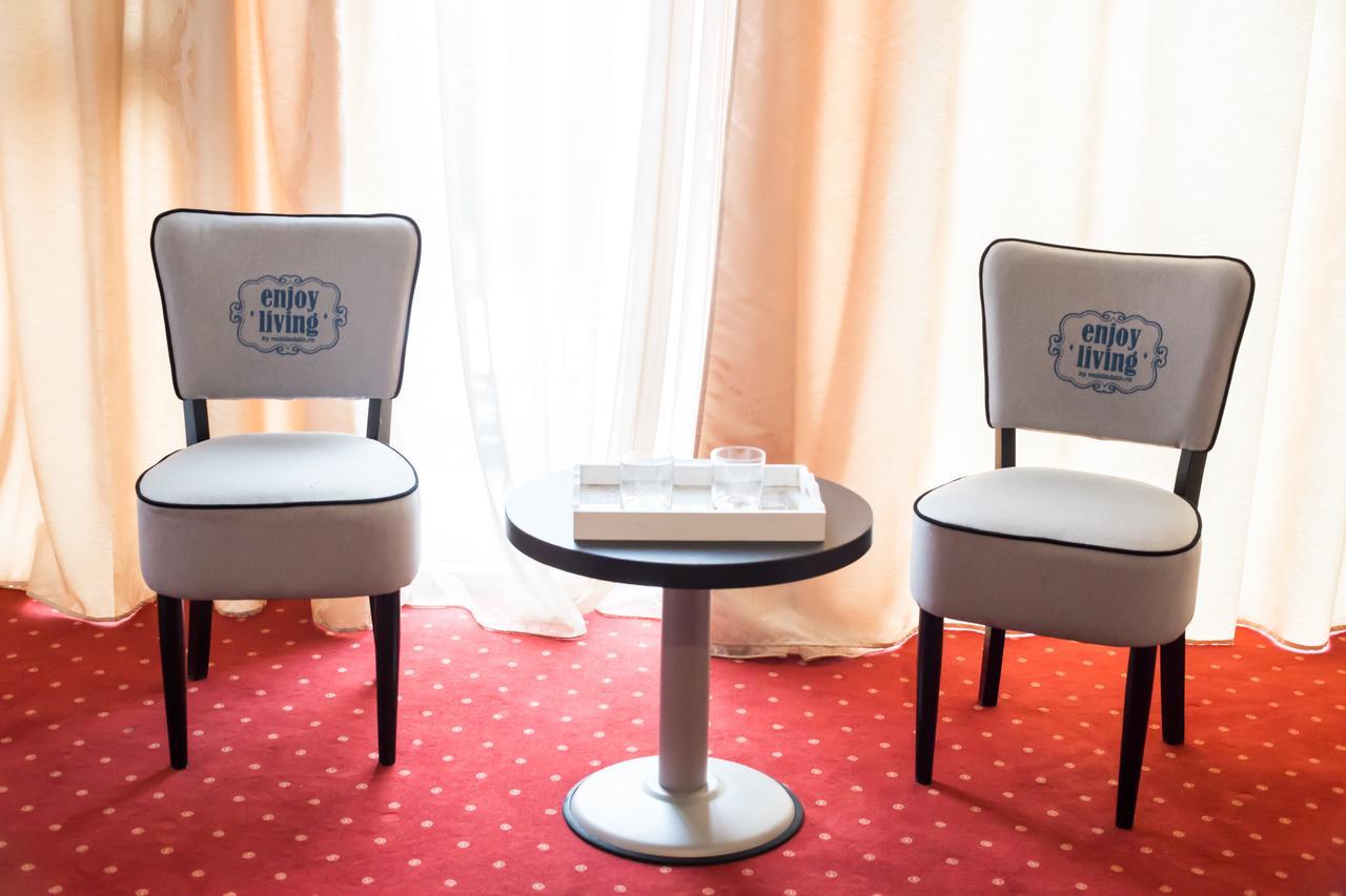 Hotel Corona Drobeta Turnu Severin Zewnętrze zdjęcie