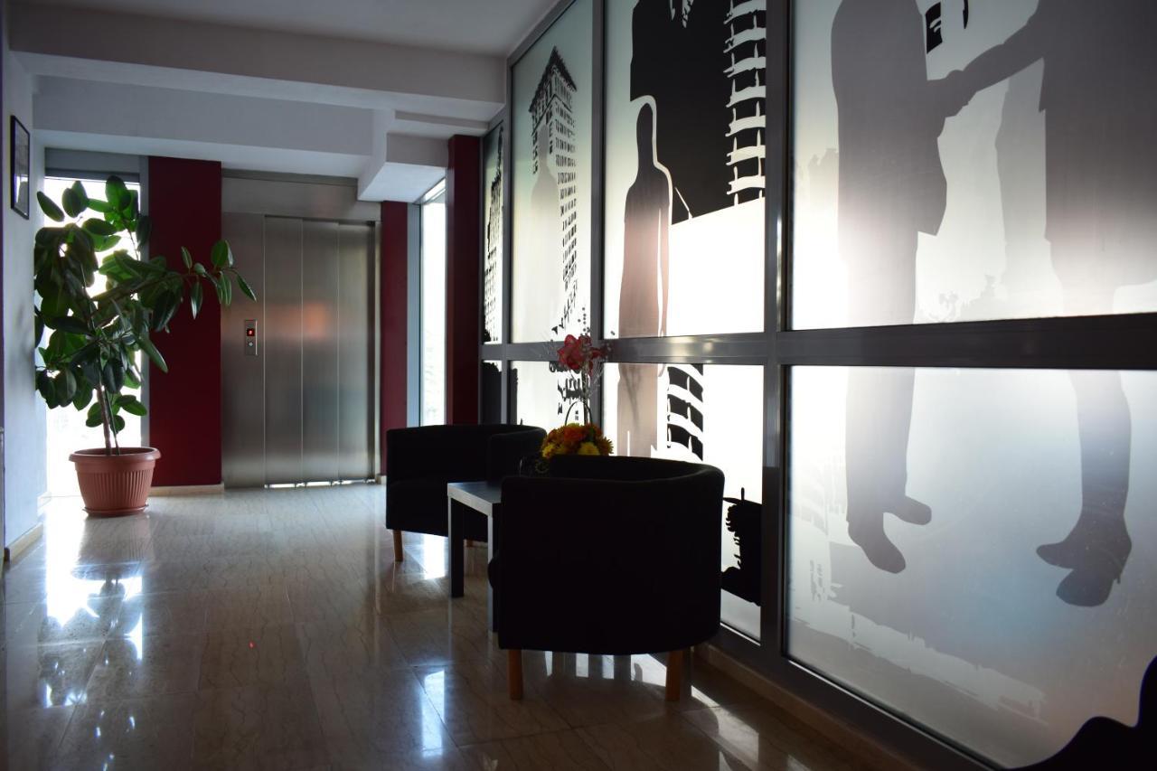 Hotel Corona Drobeta Turnu Severin Zewnętrze zdjęcie