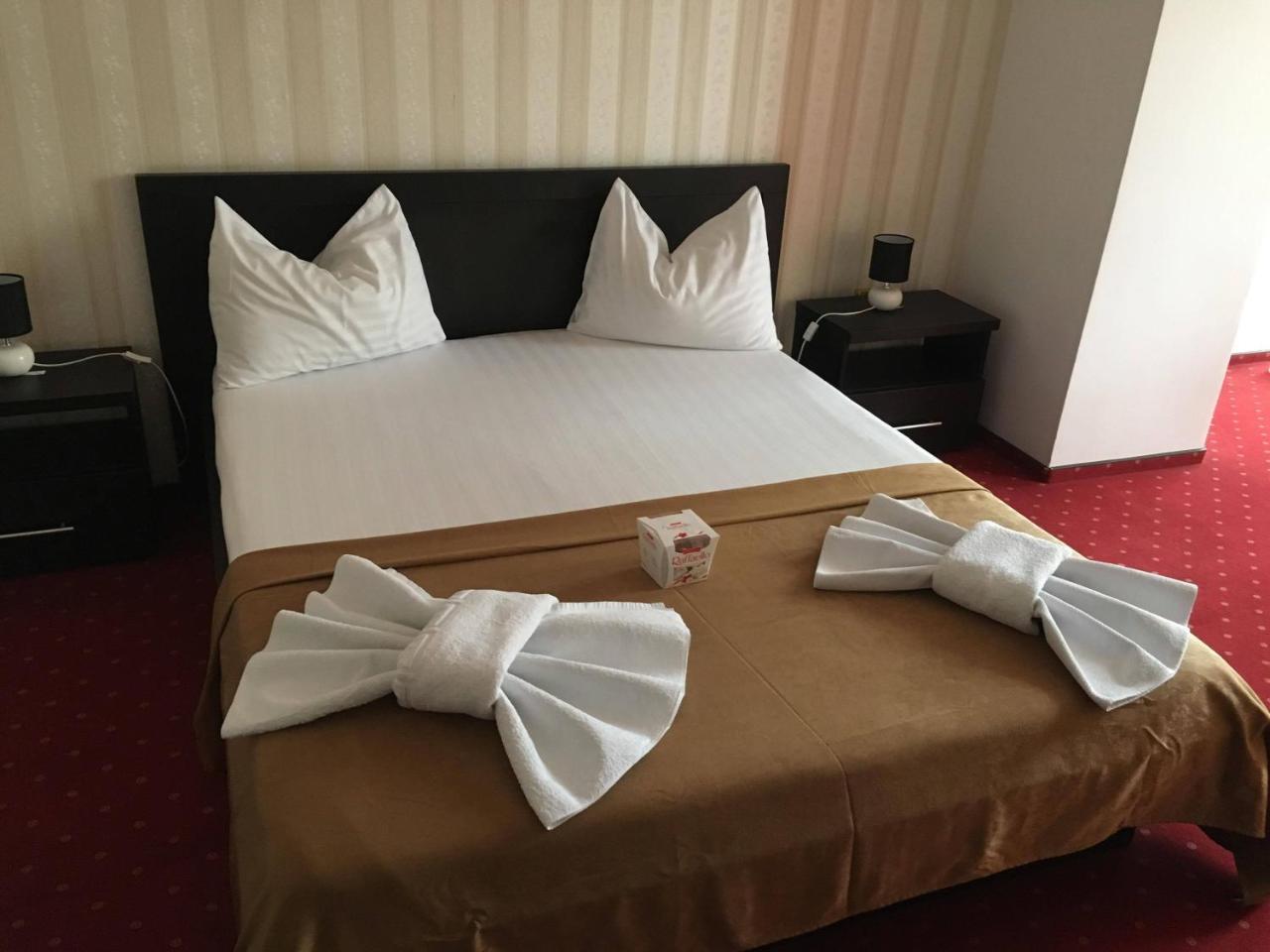 Hotel Corona Drobeta Turnu Severin Zewnętrze zdjęcie