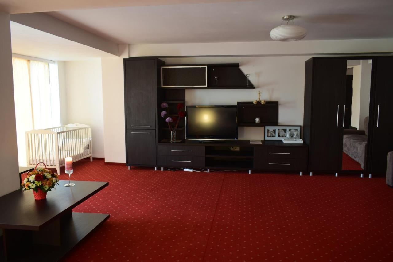 Hotel Corona Drobeta Turnu Severin Zewnętrze zdjęcie
